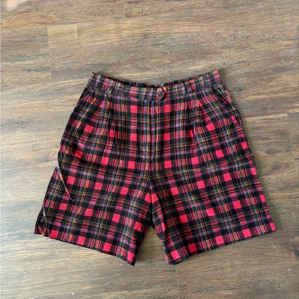 Vintage Counter Parts Red and Black Womens Shorts Size 14